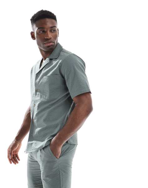 Camisa caqui de sirsaca de ONLY & SONS (parte de un conjunto) - view 1