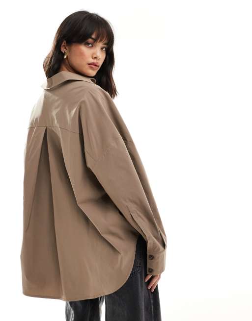 Camisa color camel extragrande de mezcla de nailon premium de ASOS DESIGN