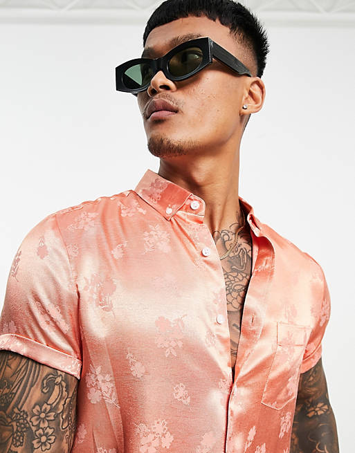 Hombre Other | Camisa color coral de corte estándar de jacquard de satén de ASOS DESIGN - YM29716