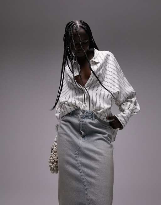 Camisa color crema a rayas con sisas en ángulo de Topshop 