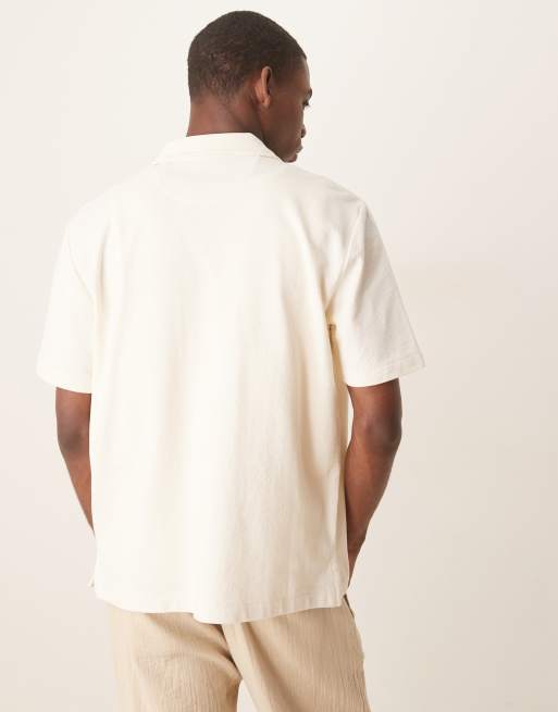 Camisa color crema de manga corta y corte estándar de tejido texturizado de GANT, 3 de 4
