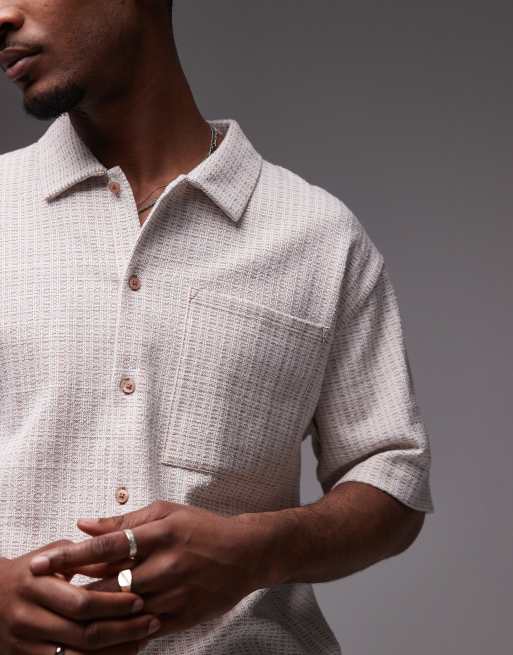 Camisa color crudo a rayas holgada abotonada de tejido texturizado de Topman, 3 de 4