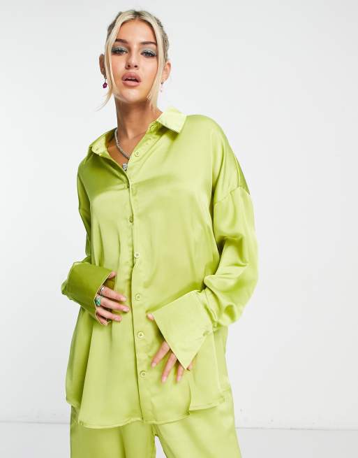 Camisa color lima extragrande de satén de Public Desire (parte de un conjunto) 