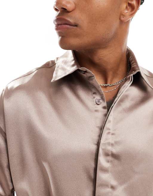 Camisa color piedra extragrande con botones ocultos de satén de ASOS DESIGN, 2 de 4
