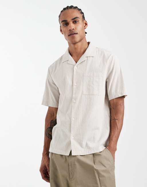 Camisa color topo de manga corta Riveria de Cotton On