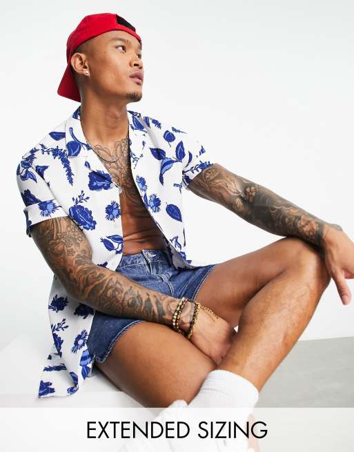 Camisa con estampado floral azul y cuello de solapas de ASOS DESIGN