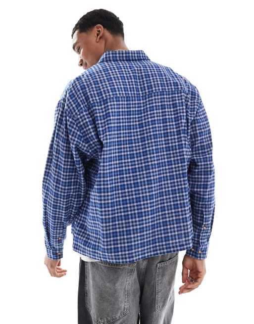 Camisa dad a cuadros azules de corte cuadrado extragrande y manga larga de ASOS DESIGN, 2 de 4