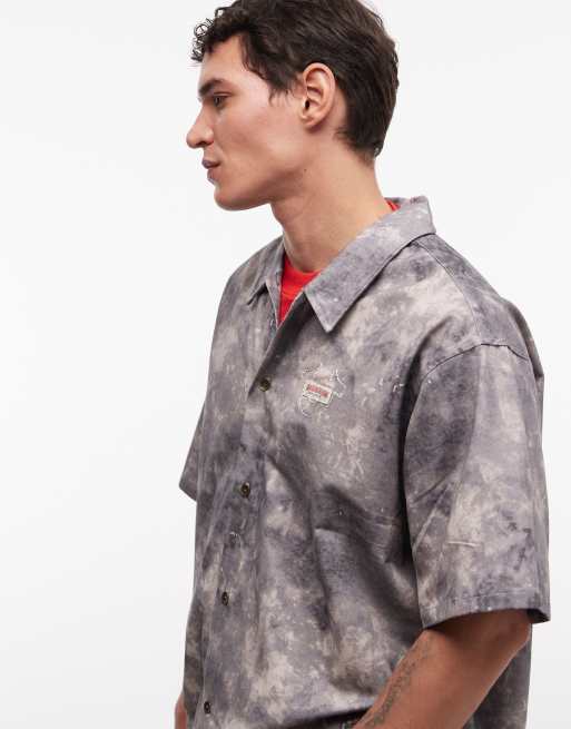 Camisa de corte cuadrado con estampado de camuflaje de True Religion (parte de un conjunto) , 4 de 5