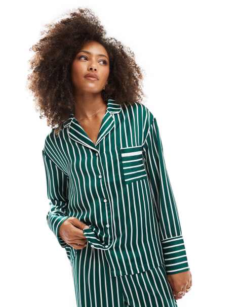 Camisa de pijama verde a rayas de manga larga de satén de 4th & Reckless (parte de un conjunto) - view 1