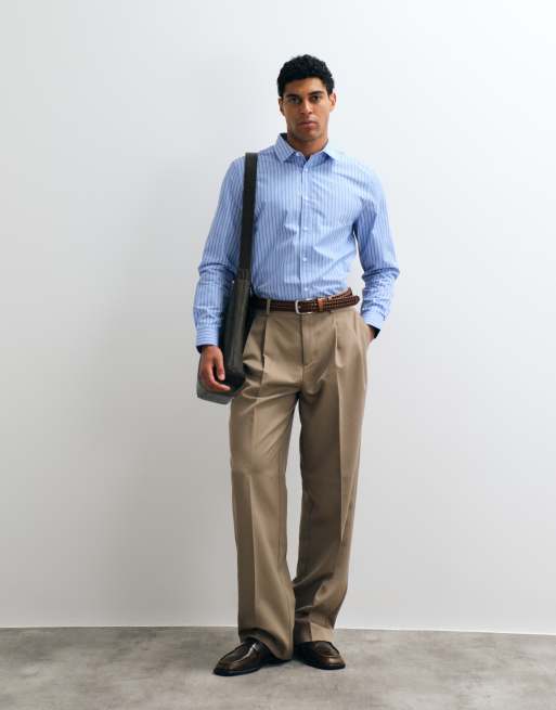 Camisa de vestir azul a rayas blancas de corte estándar de popelina de ASOS DESIGN, 2 de 5