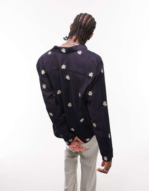 Camisa de vestir azul marino con bordados de flores de Topman, 4 de 4