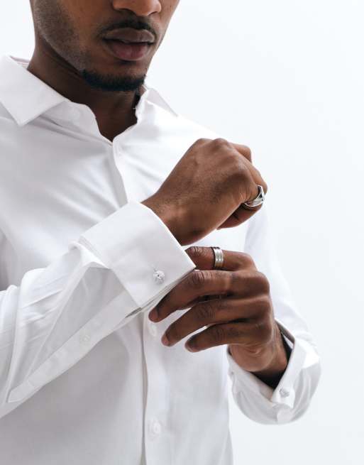 Camisa de vestir blanca de corte slim con puños dobles de sarga fácil de planchar de ASOS DESIGN, 4 de 5