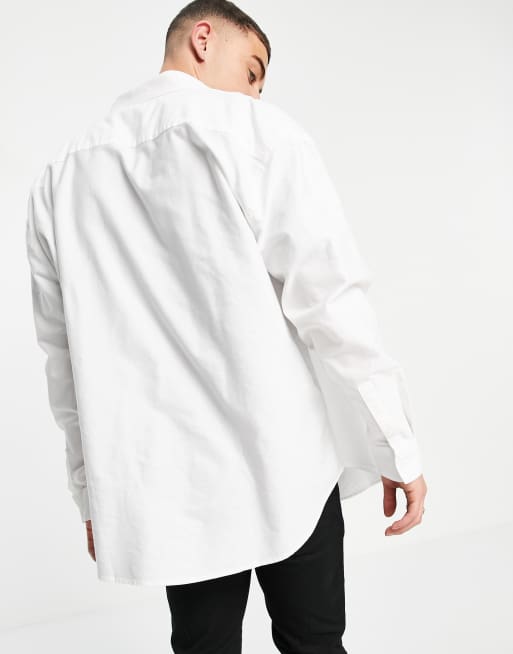 Camisa de vestir Oxford blanca extragrande de manga larga de New Look, 2 de 4