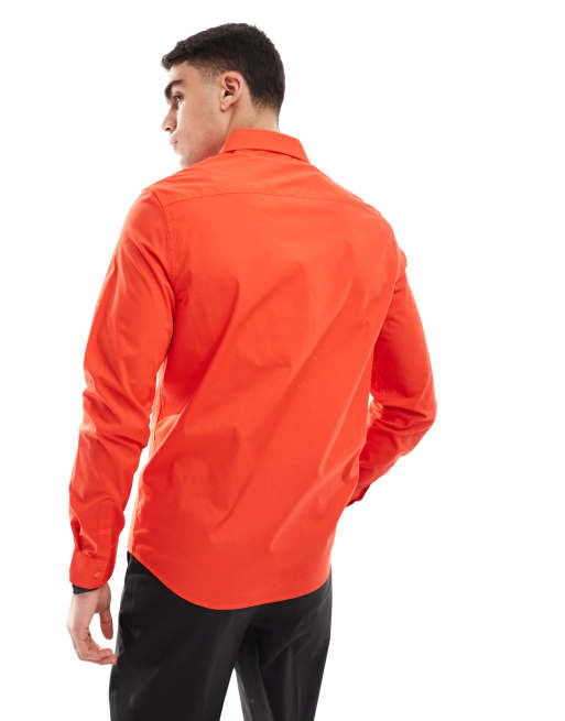 Camisa de vestir rojo luminoso de corte estándar con cuello de solapas anchas de ASOS DESIGN, 4 de 4
