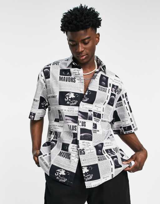 Camisa best sale estampado periodico