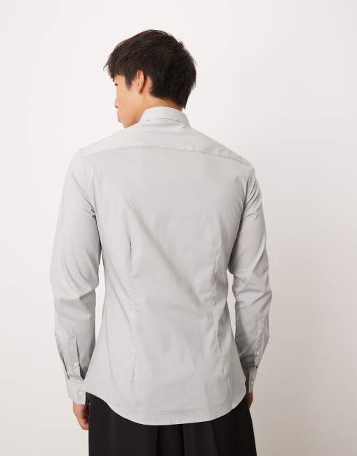 Camisa gris de corte slim con acabado elástico de ASOS DESIGN, 4 de 4