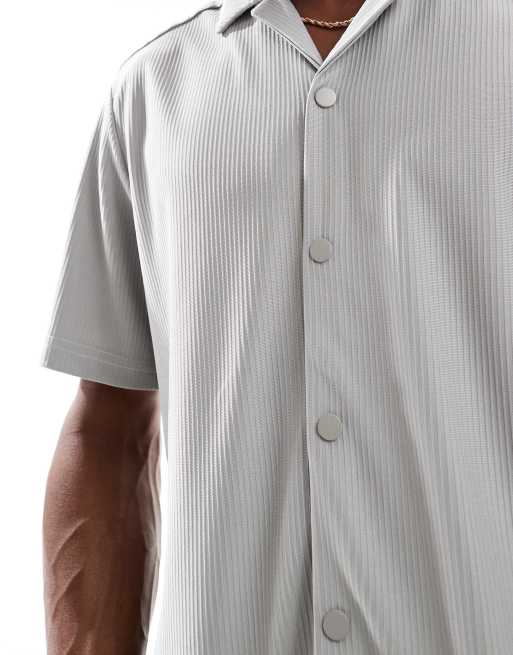 Camisa gris plisada con cuello de solapas de ONLY & SONS (parte de un conjunto), 2 de 4