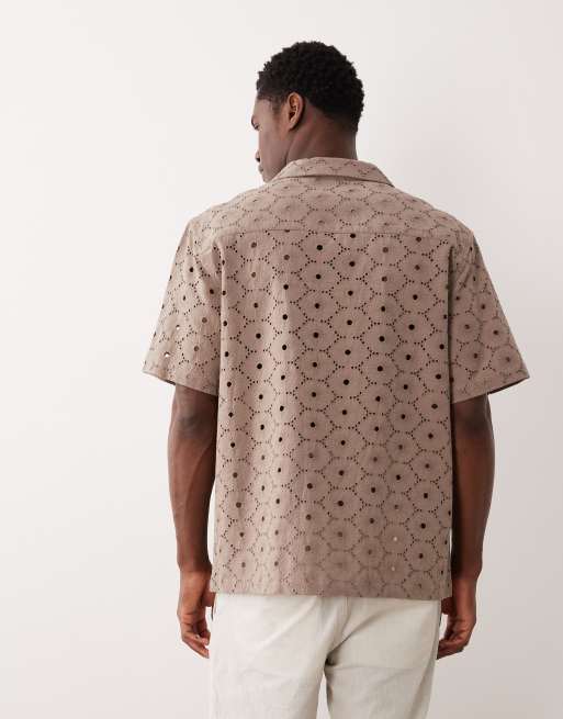 Camisa marrón holgada con cuello de solapas y diseño bordado de tejido con lino de ASOS DESIGN, 4 de 5