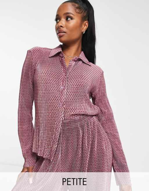 Camisa morada holgada y plisada con estampado de lunares de Glamorous Petite (parte de un conjunto)