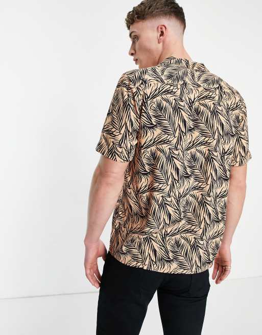 Camisa naranja de manga corta con estampado floral de New Look, 2 de 4