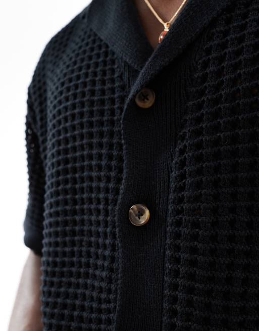 Camisa negra con cuello de solapas de croché de Goldsboro, 4 de 4
