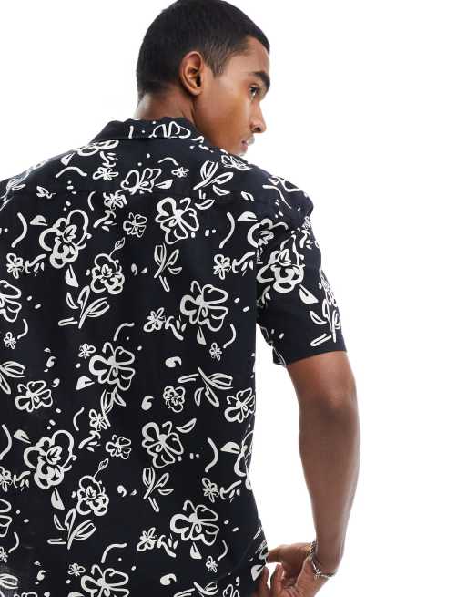 Camisa negra con estampado y cuello de solapas de mezcla de lino de Selected  , 2 de 4