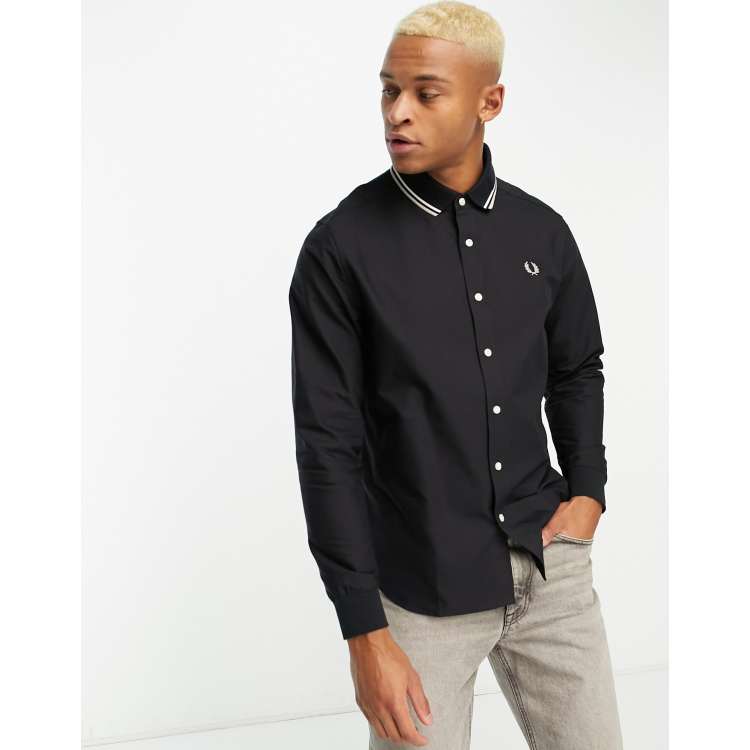 Camiseta negra fred perry hotsell
