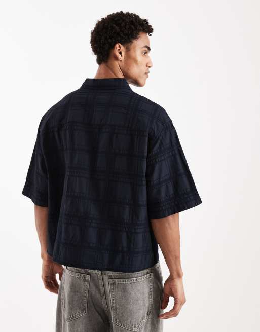Camisa negra de corte cuadrado extragrande a cuadros texturizados de ASOS DESIGN, 4 de 5