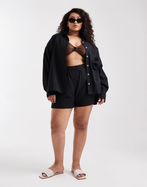 Camisa negra de tejido texturizado de algodón Biarritz Beach de ASOS DESIGN Curve (parte de un conjunto), 4 de 4