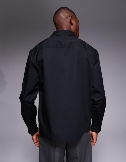 Camisa negra holgada con diseño cruzado y cuello de solapas de ASOS DESIGN, 3 de 5