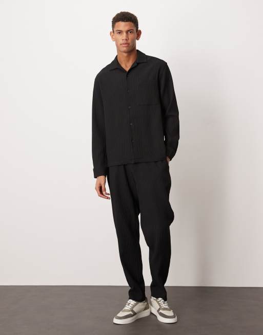 Camisa negra holgada plisada con cuello de solapas de ASOS DESIGN (parte de un conjunto), 2 de 5