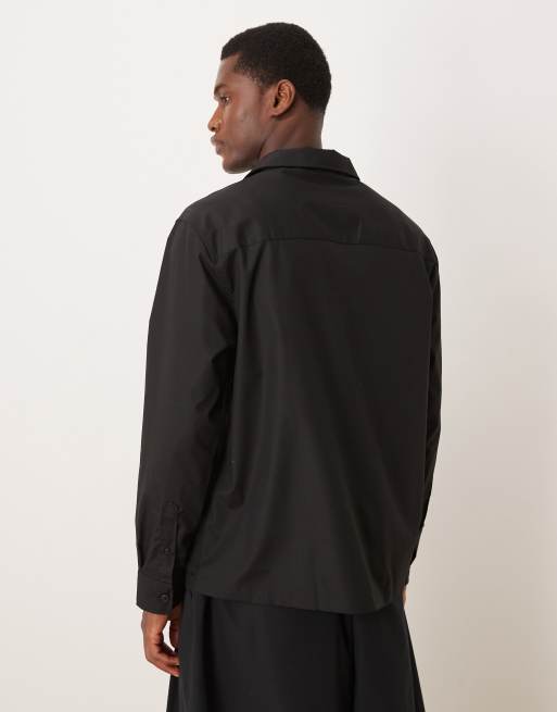 Camisa negra holgada sin aberturas con cuello de pico de popelina de ASOS DESIGN, 3 de 5