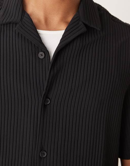 Camisa negra plisada de corte cuadrado suelto con cuello de solapas de ASOS DESIGN (parte de un conjunto), 3 de 4