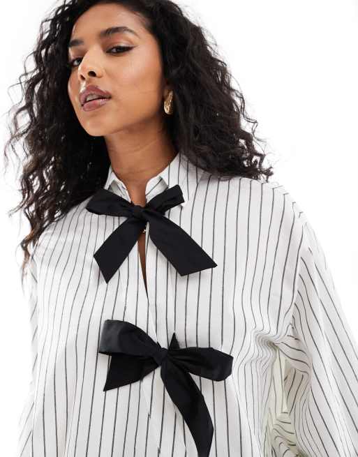 Camisa negra y blanca a rayas con detalle de lazo de ASOS DESIGN, 3 de 4
