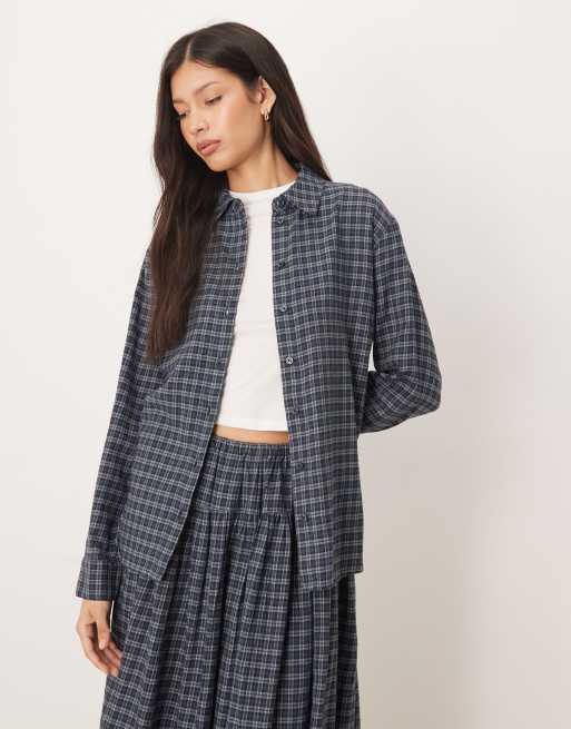 Camisa Oxford a cuadros azules y color cerceta pequeños de corte boyfriend extragrande de AWARE
