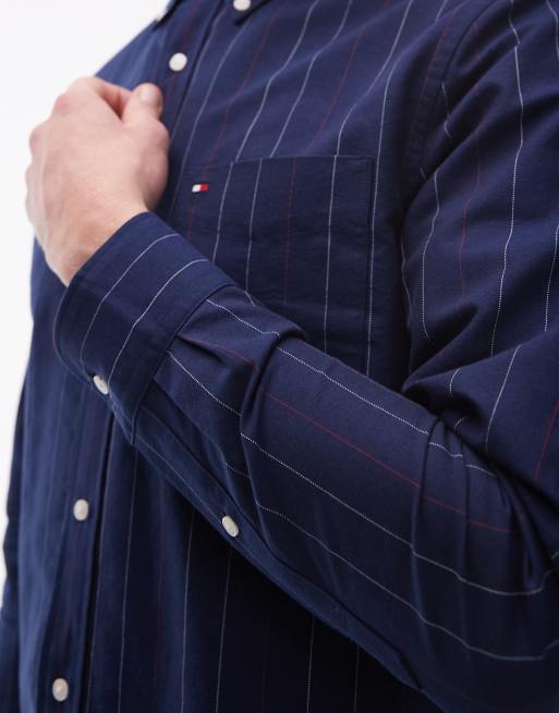 Camisa Oxford azul marino con raya diplomática Heritage de Tommy Hilfiger, 5 de 5