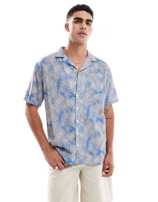 Camisa playera azul claro con estampado de palmeras de lino de Sol Beach - view 1