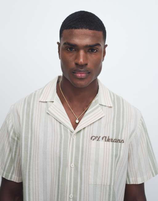 Camisa playera beis a rayas caquis con cuello de solapas de Aray, 4 de 7