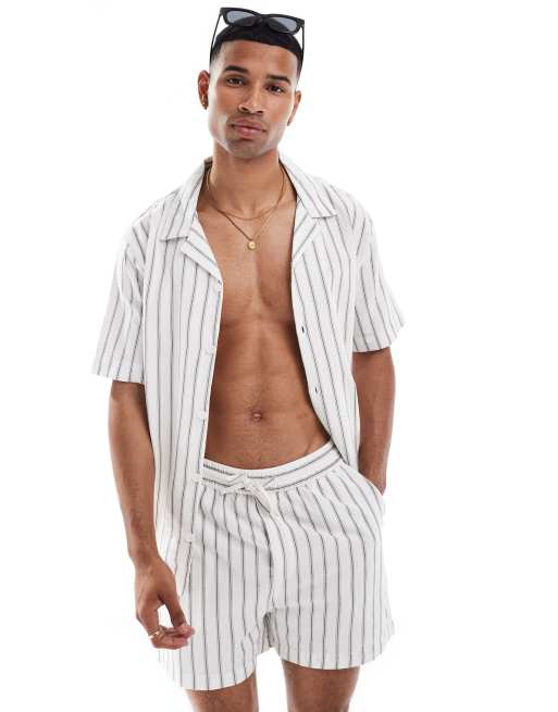 Camisa playera color crema a rayas con cuello de solapas de Goldsboro