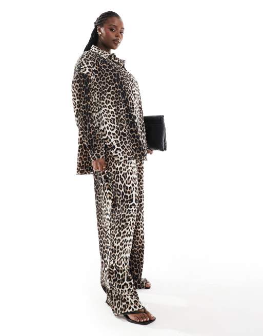 Camisa plisada con estampado de leopardo de Extro & Vert Plus (parte de un conjunto), 3 de 4