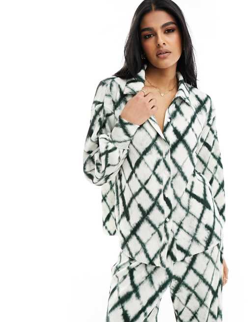 Camisa plisada efecto tie dye a cuadros de Vero Moda (parte de un conjunto)