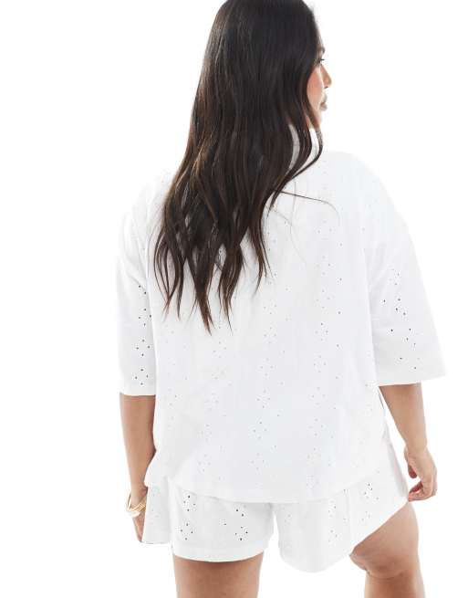 Camisa resort blanca con diseño bordado de ASOS DESIGN Curve (parte de un conjunto), 3 de 4