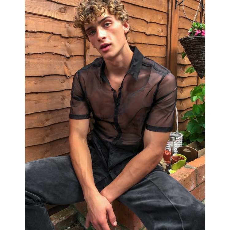 Camiseta con manga transparente hot sale