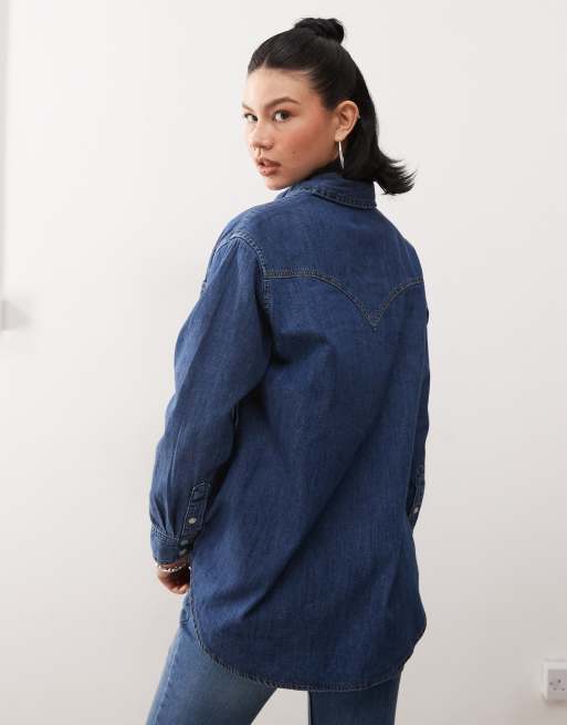 Camisa vaquera azul oscuro suelta de Wrangler, 4 de 4
