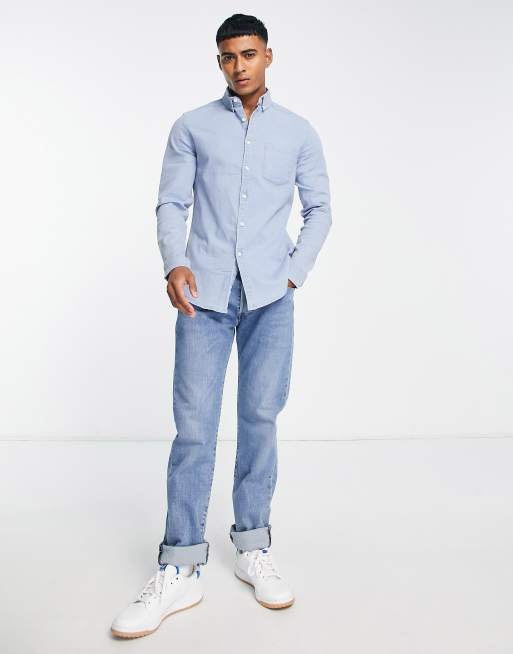 Camisa vaquera de corte slim elástico con lavado azul claro de ASOS DESIGN, 3 de 4