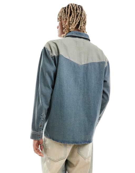 Camisa vaquera de estilo wéstern con diseño a dos tonos de Reclaimed Vintage, 2 de 4