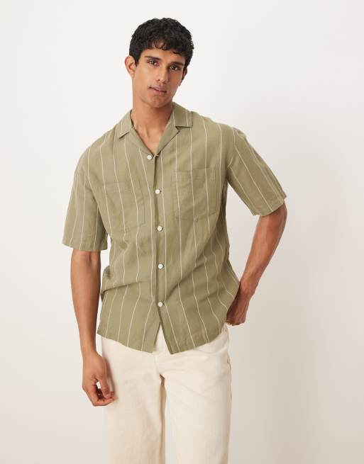 Camisa verde a rayas de manga corta de mezcla de lino de Mango