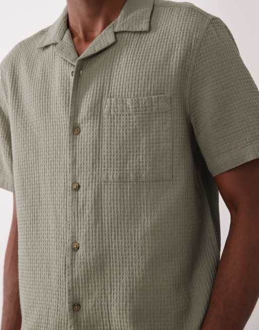 Camisa verde de corte estándar con cuello de solapas de tejido gofrado de ASOS DESIGN, 3 de 5