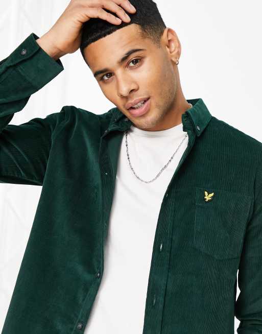 Camisa verde de pana de Lyle & Scott