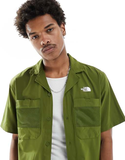 Camisa verde oliva de manga corta con bolsillo de malla First de The North Face, 4 de 4